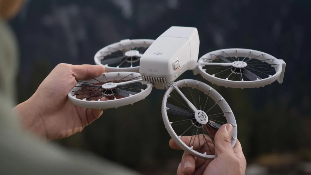 DJI Launches All-in-One Vlog Camera Drone with DJI Flip