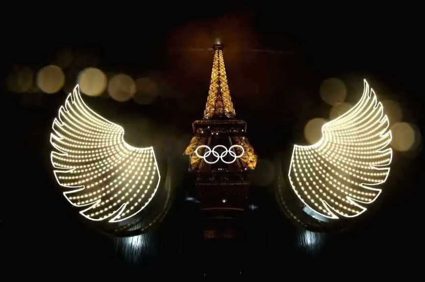 Eiffel Tower Illuminated: 1,100 Pyro Drones Light Up Paris for 2024 Olympics