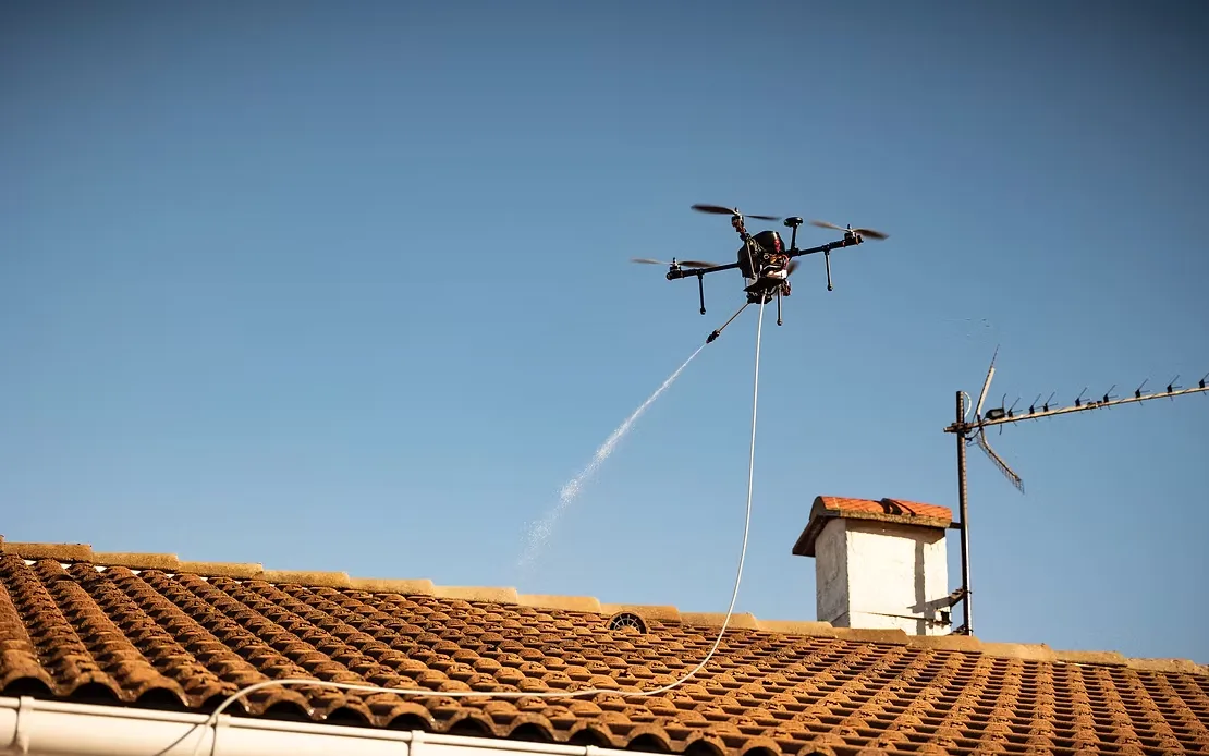 Objectif Drone CHRONOS MINI C5 Captive Spraying Drone for Confined Spaces