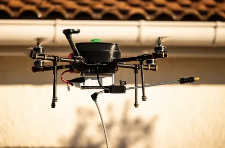 Objectif Drone CHRONOS MINI C5 Captive Spraying Drone for Confined Spaces